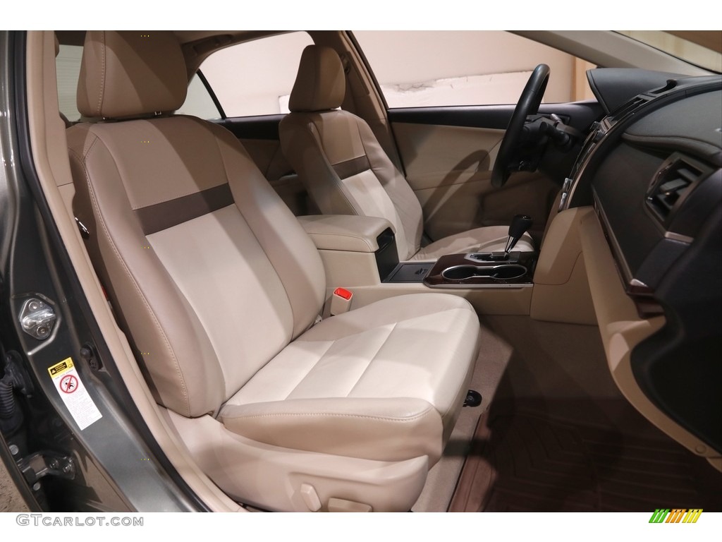 2012 Camry XLE - Cypress Green Pearl / Ivory photo #17