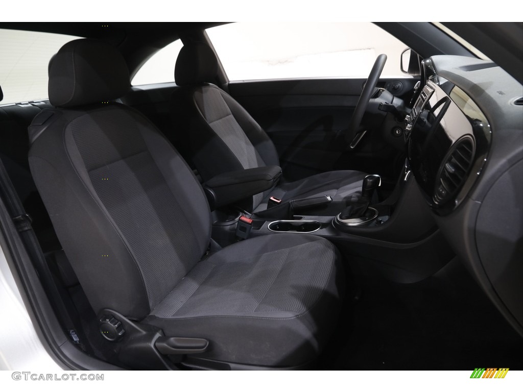 2014 Volkswagen Beetle 1.8T Front Seat Photo #143924441
