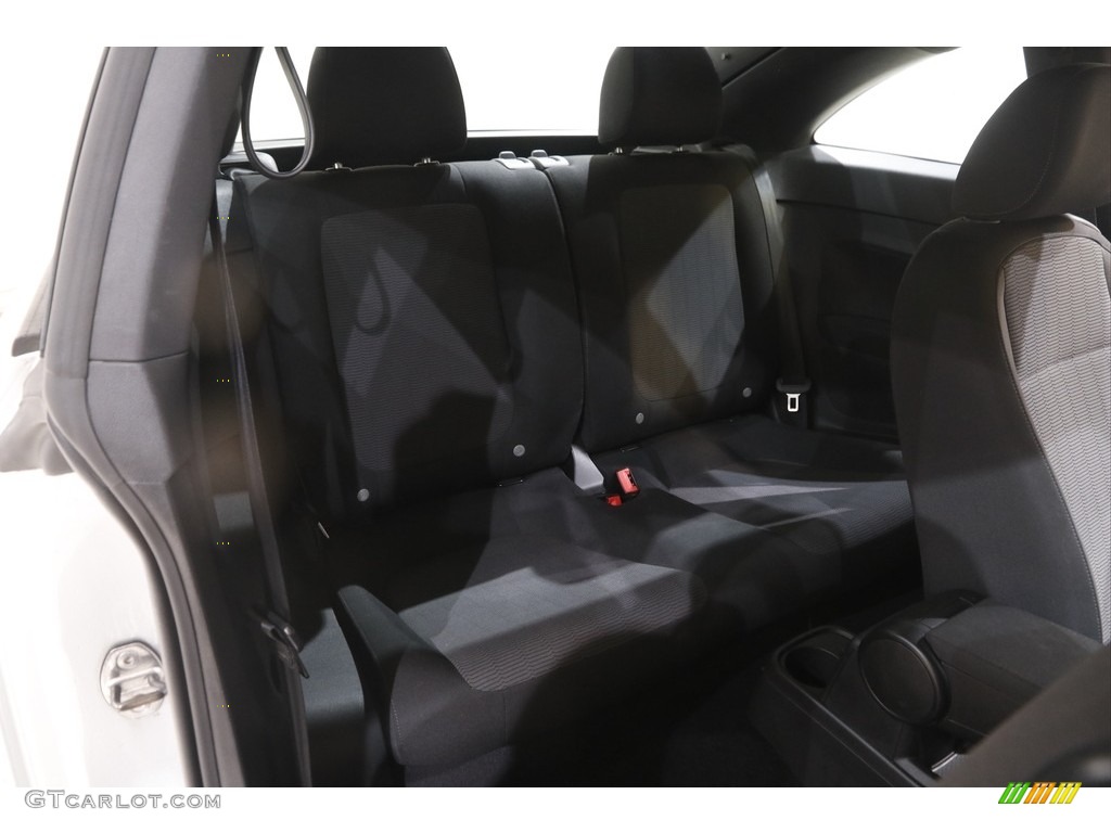 2014 Beetle 1.8T - Reflex Silver Metallic / Titan Black photo #12