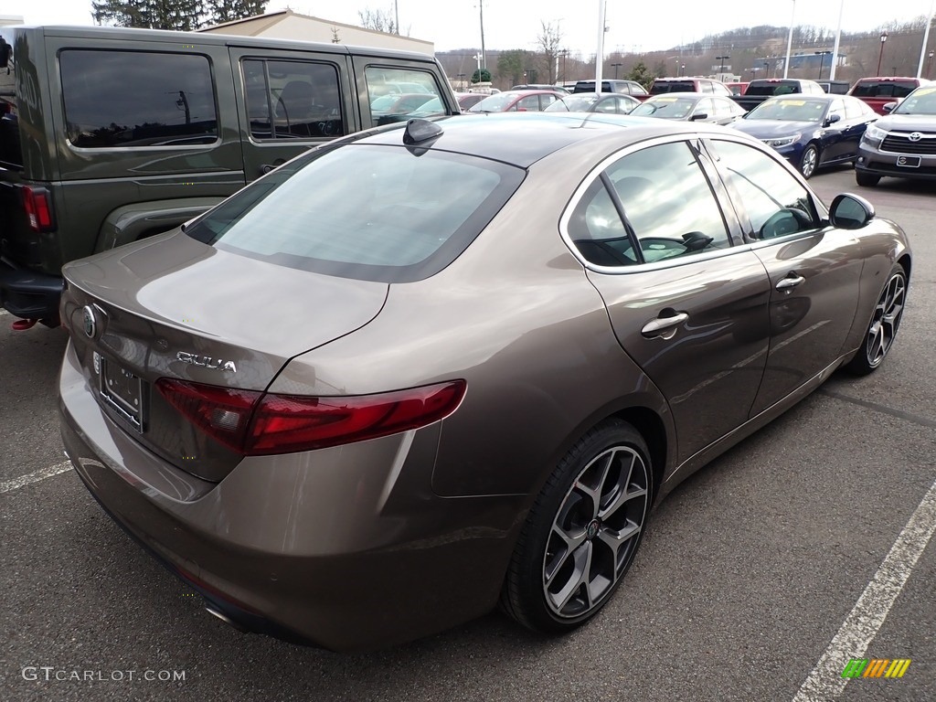 2019 Giulia Ti AWD - Imola Titanium Metallic / Black photo #4