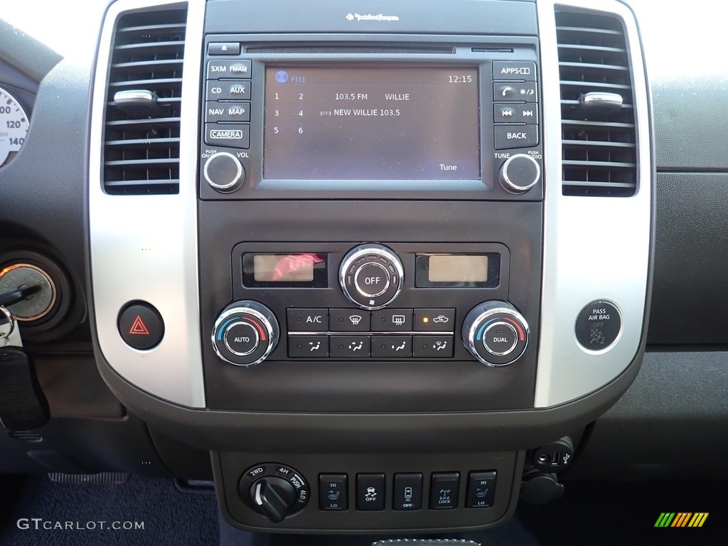 2018 Nissan Frontier Pro-4X Crew Cab 4x4 Controls Photo #143928151