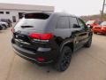 Diamond Black Crystal Pearl - Grand Cherokee Laredo X 4x4 Photo No. 5