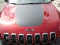 Deep Cherry Red Crystal Pearl - Cherokee Trailhawk 4x4 Photo No. 12