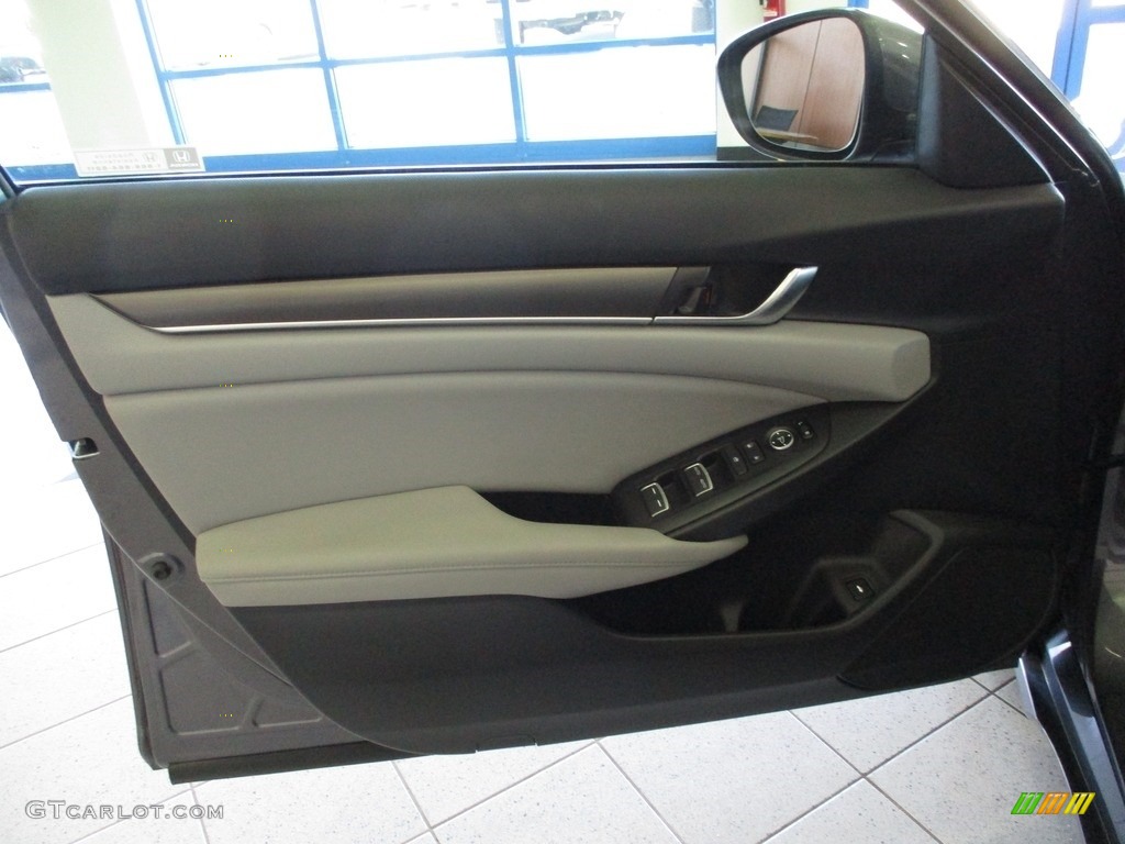 2018 Accord LX Sedan - Modern Steel Metallic / Gray photo #25