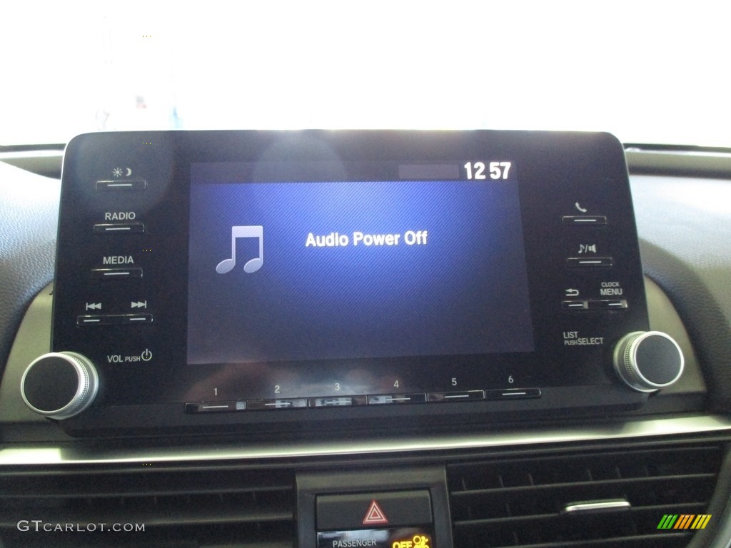 2018 Accord LX Sedan - Modern Steel Metallic / Gray photo #35