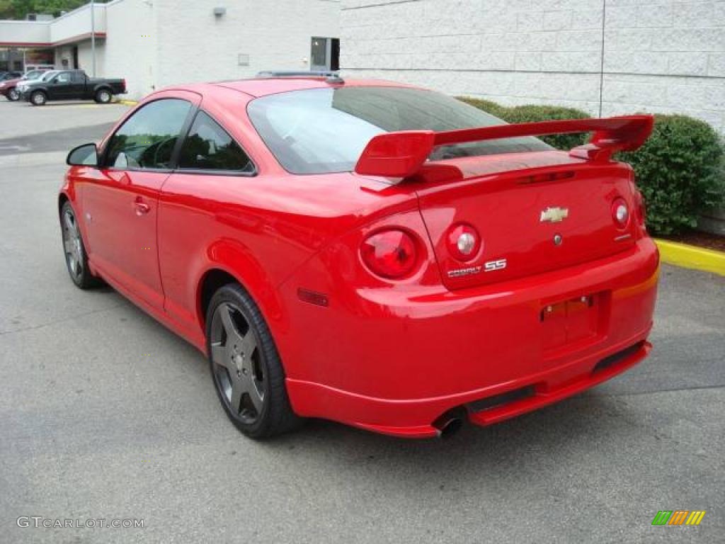 2005 Cobalt SS Supercharged Coupe - Victory Red / Ebony/Red photo #2