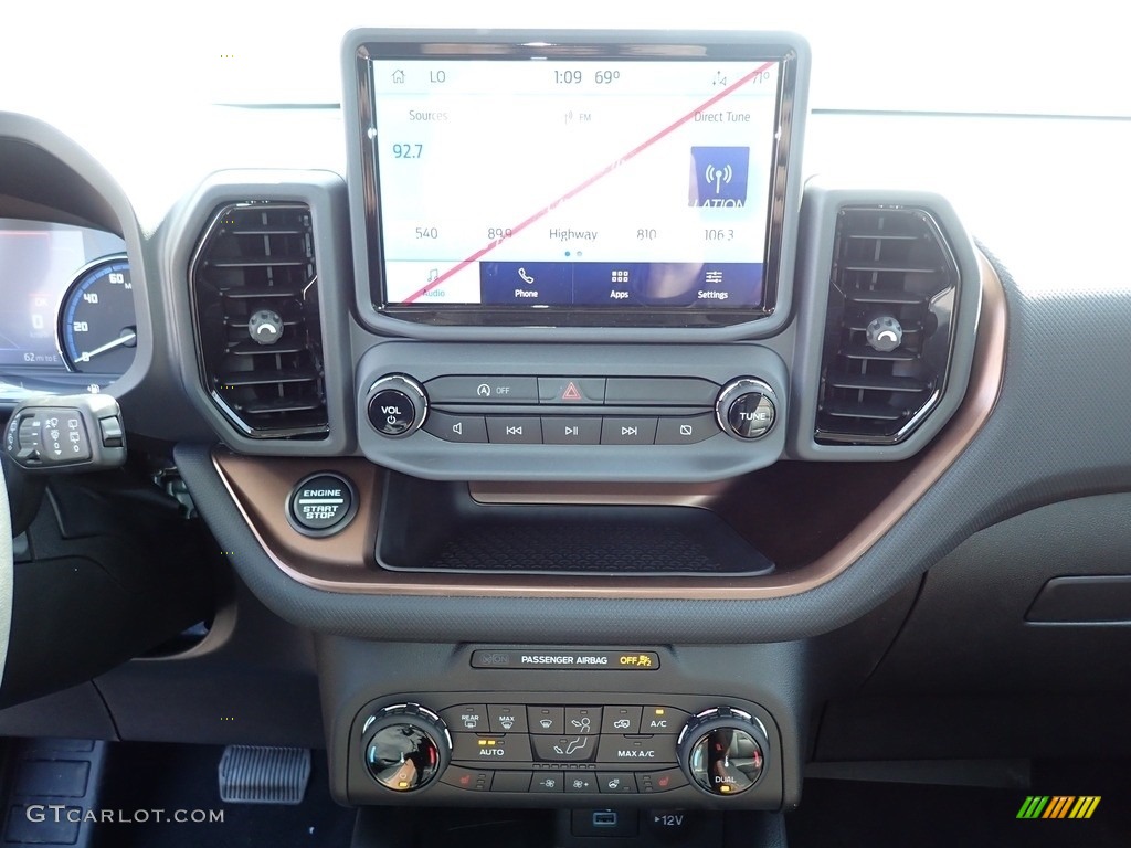 2022 Ford Bronco Sport Outer Banks 4x4 Controls Photo #143931382