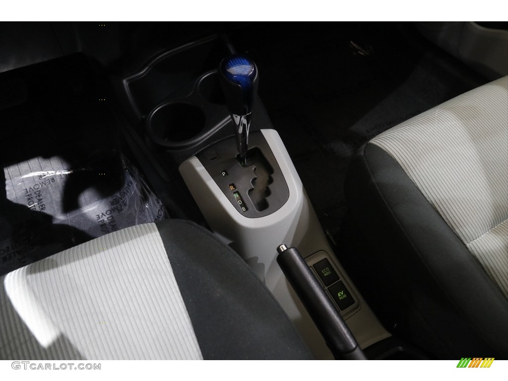 2013 Prius c Hybrid One - Absolutely Red / Black photo #11