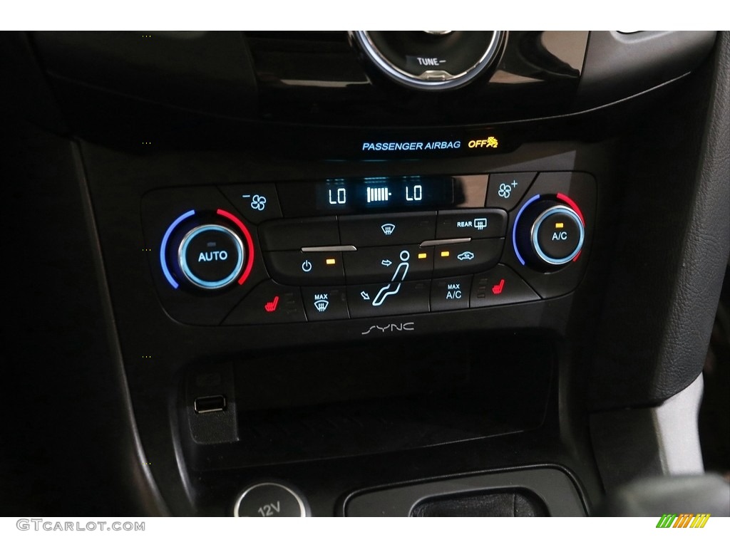2017 Focus SEL Sedan - Kona Blue / Charcoal Black photo #13