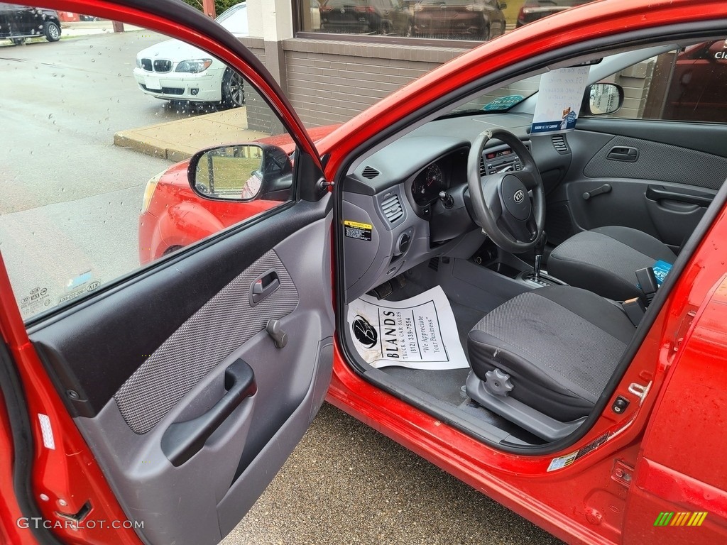 2010 Rio LX Sedan - Tropical Red / Gray photo #3