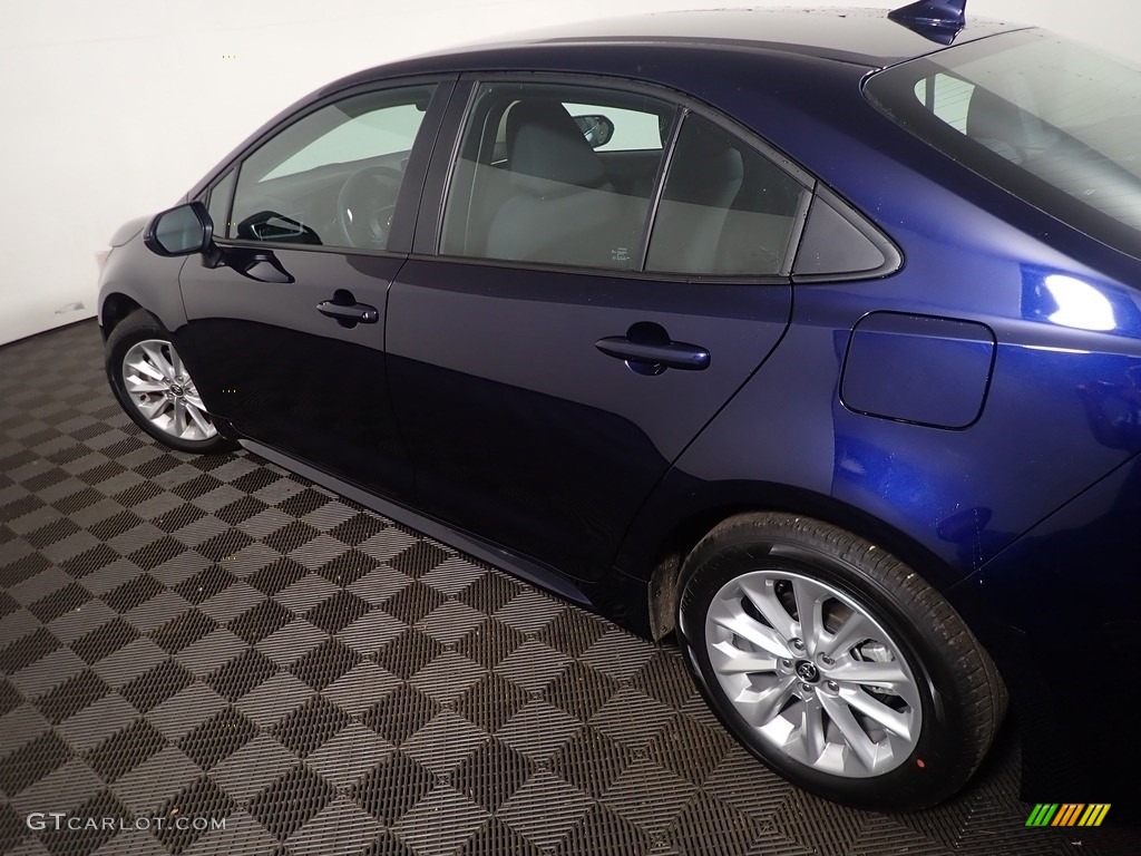 2022 Corolla LE - Blueprint / Black photo #18