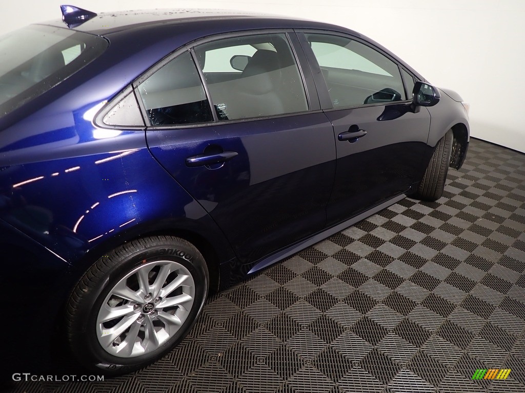 2022 Corolla LE - Blueprint / Black photo #19