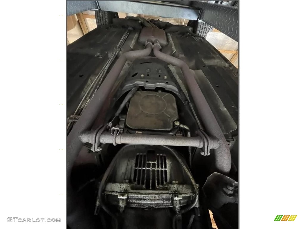 1977 Mercedes-Benz SL Class 450 SL roadster Undercarriage Photo #143939559