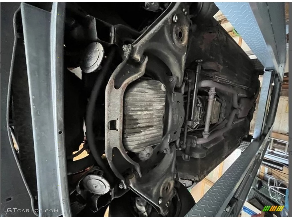 1977 Mercedes-Benz SL Class 450 SL roadster Undercarriage Photo #143939571
