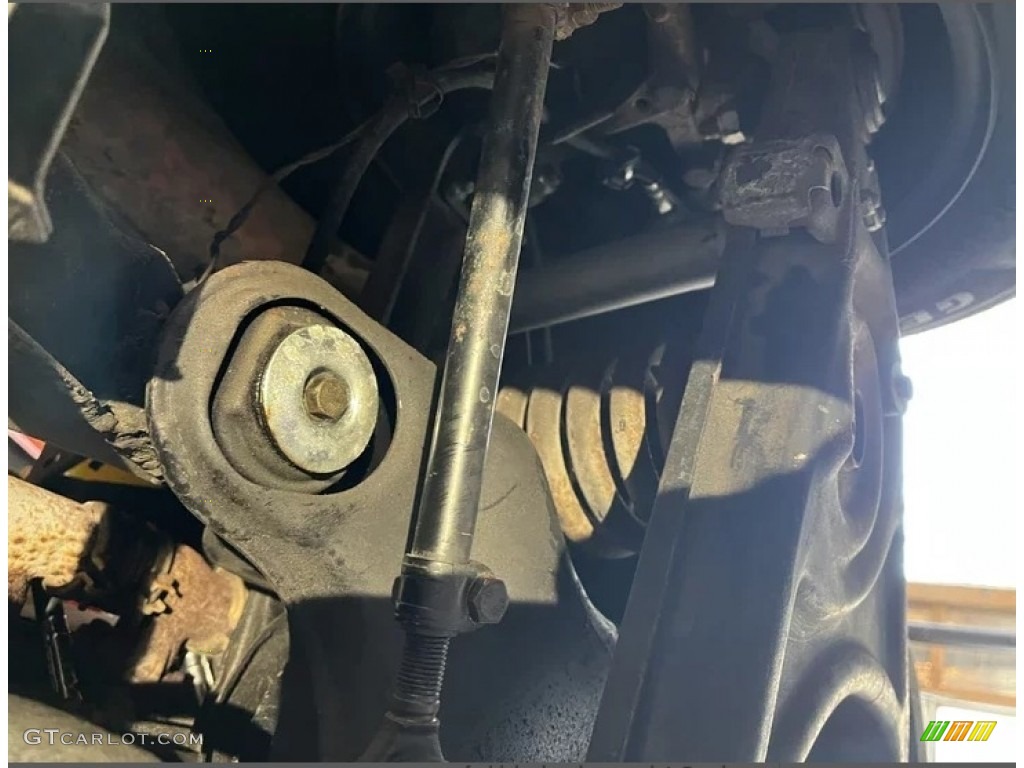 1977 Mercedes-Benz SL Class 450 SL roadster Undercarriage Photos