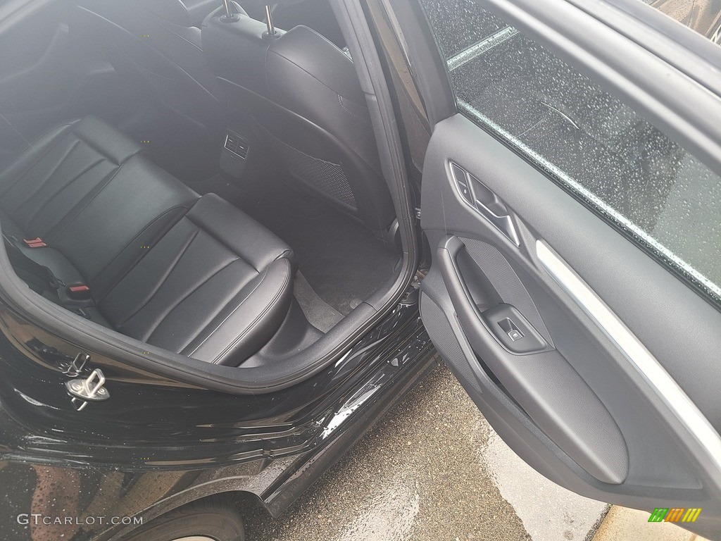 2018 A3 2.0 Premium Plus quattro - Brilliant Black / Black photo #17