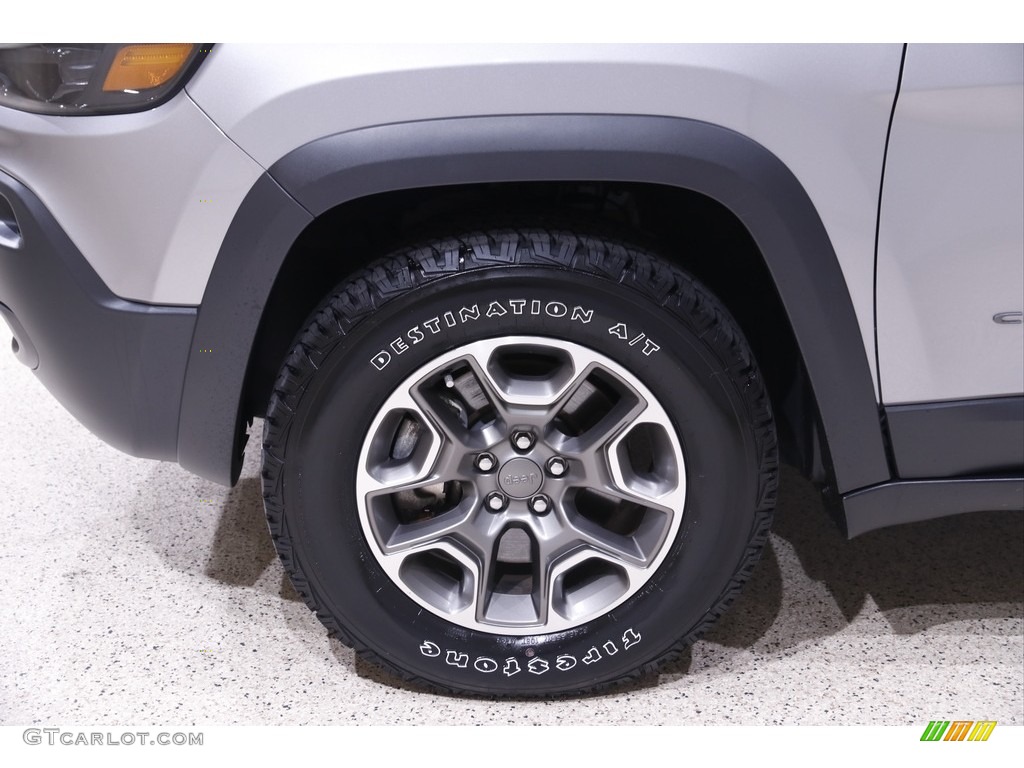 2020 Jeep Cherokee Trailhawk 4x4 Wheel Photos