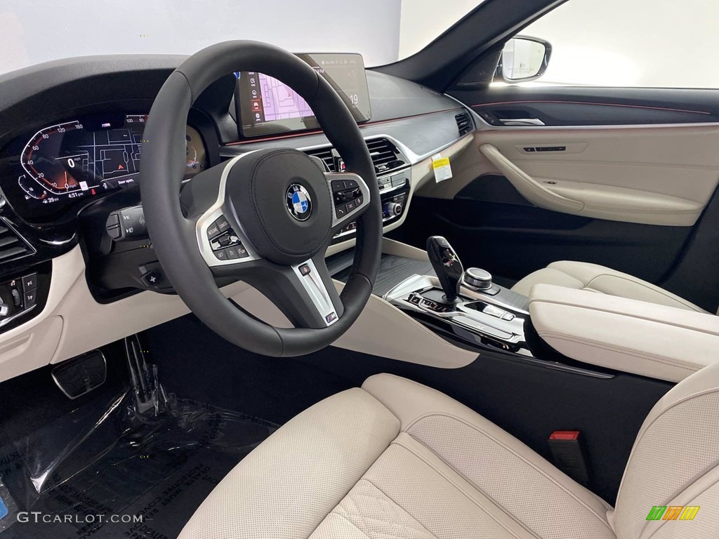 2022 BMW 5 Series 540i Sedan Front Seat Photo #143940797