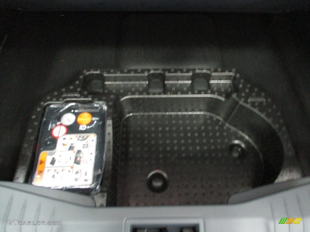 2021 Ford Mustang Mach-E Premium eAWD Trunk Photos