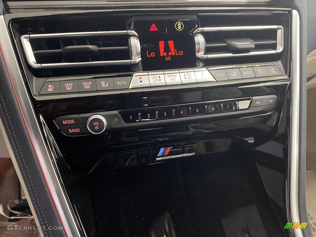 2022 BMW M8 Competition Convertible Controls Photo #143941013
