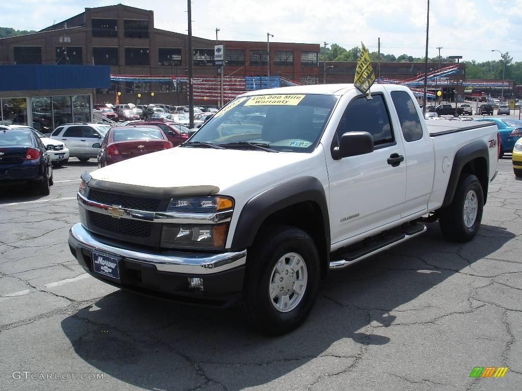 2005 Colorado Z71 Extended Cab 4x4 - Summit White / Sport Pewter photo #16