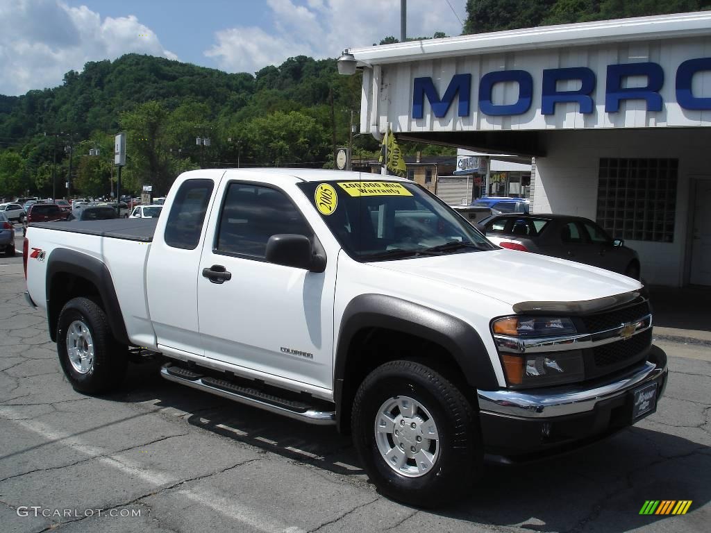 2005 Colorado Z71 Extended Cab 4x4 - Summit White / Sport Pewter photo #18