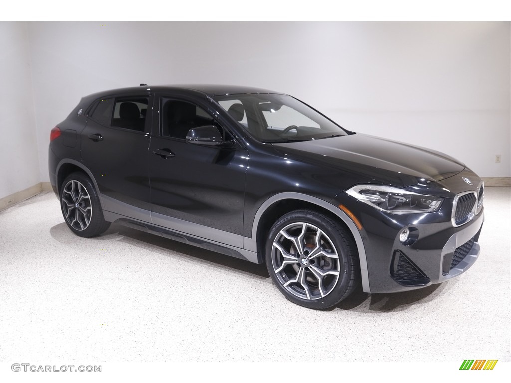 2018 X2 xDrive28i - Black Sapphire Metallic / Black photo #1