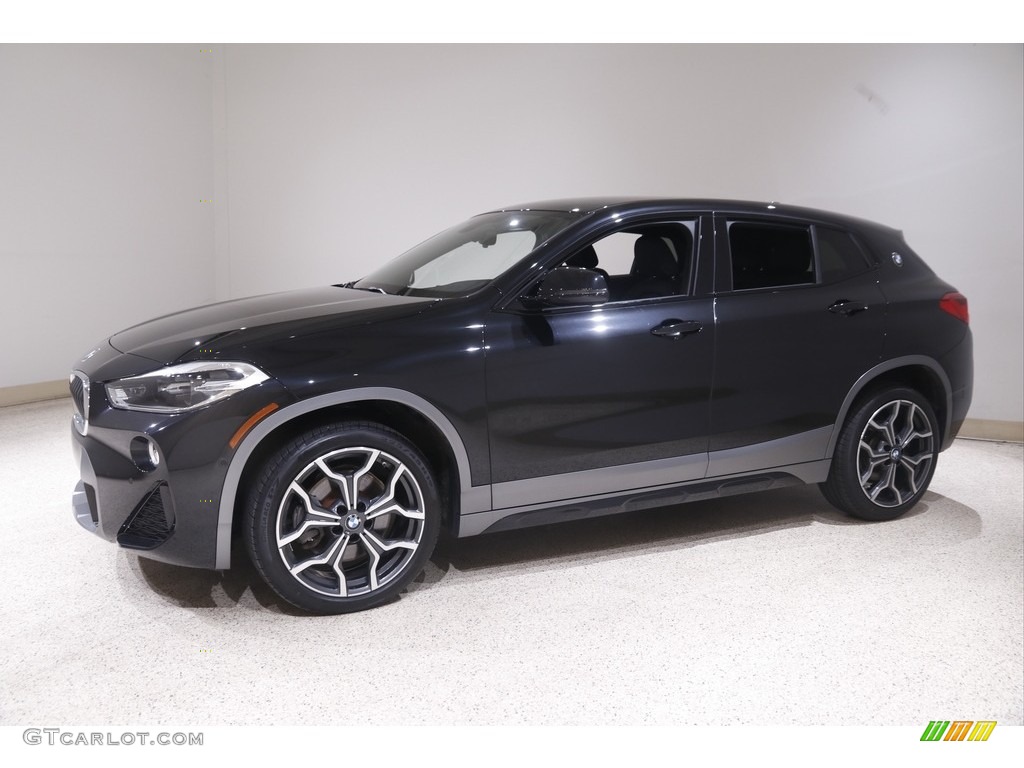 2018 X2 xDrive28i - Black Sapphire Metallic / Black photo #3