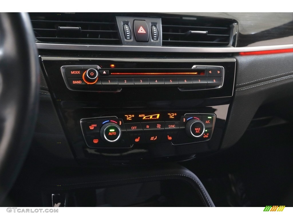 2018 X2 xDrive28i - Black Sapphire Metallic / Black photo #13