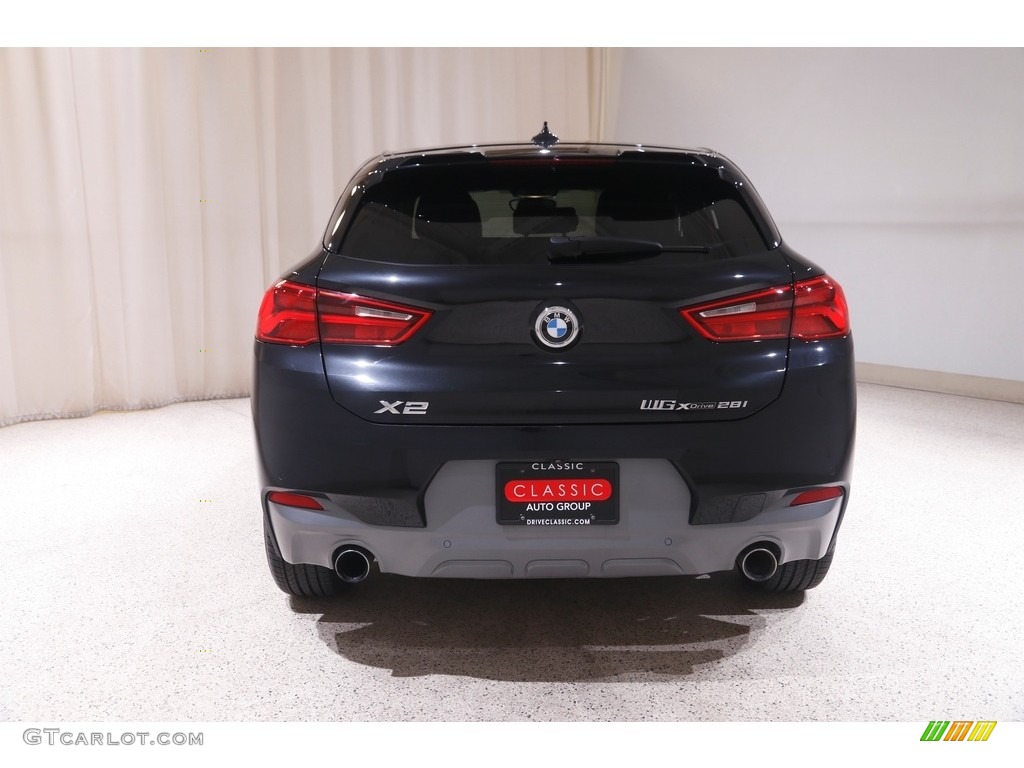 2018 X2 xDrive28i - Black Sapphire Metallic / Black photo #19