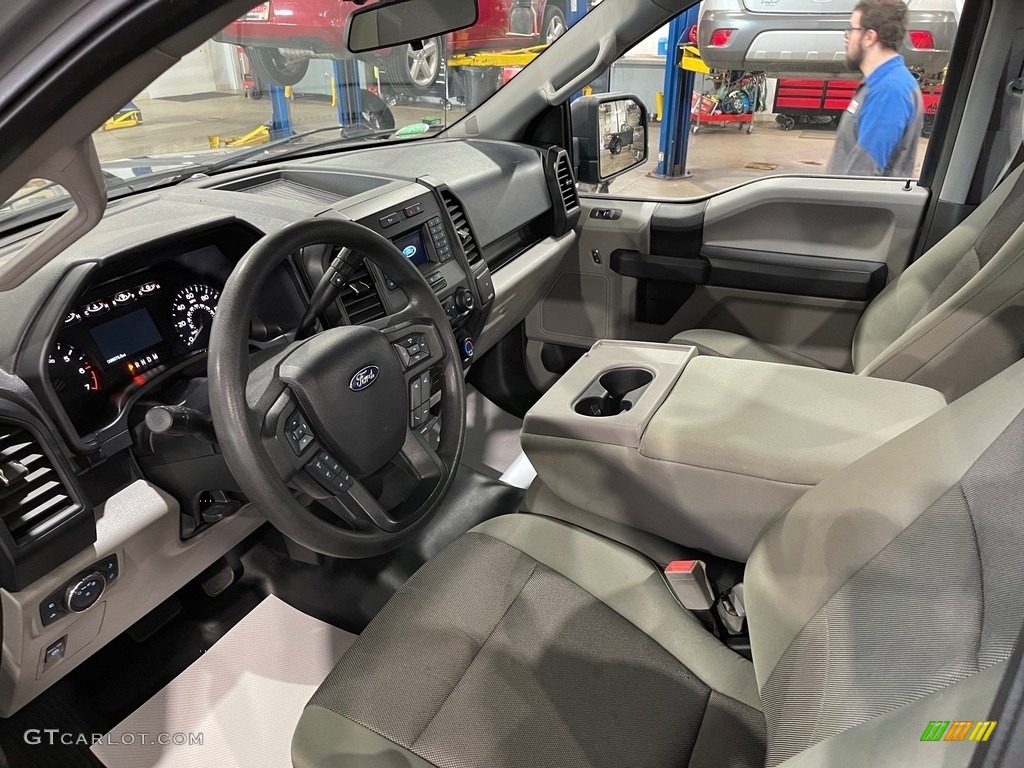 2018 F150 XL Regular Cab 4x4 - Lead Foot / Earth Gray photo #9