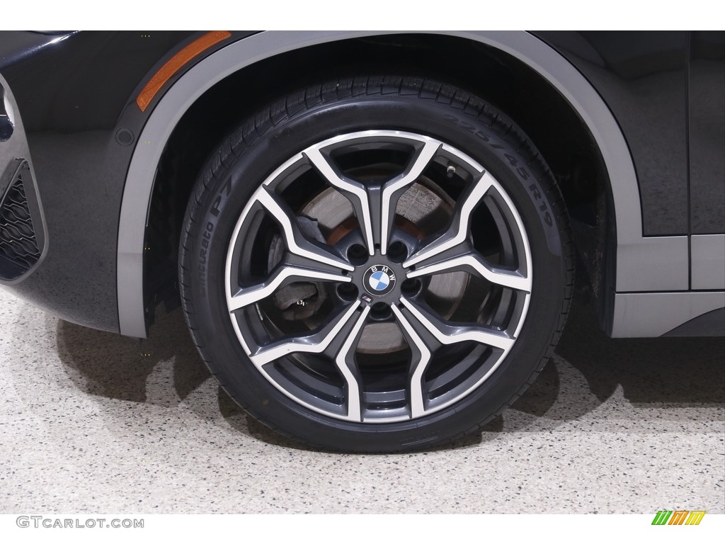 2018 X2 xDrive28i - Black Sapphire Metallic / Black photo #21