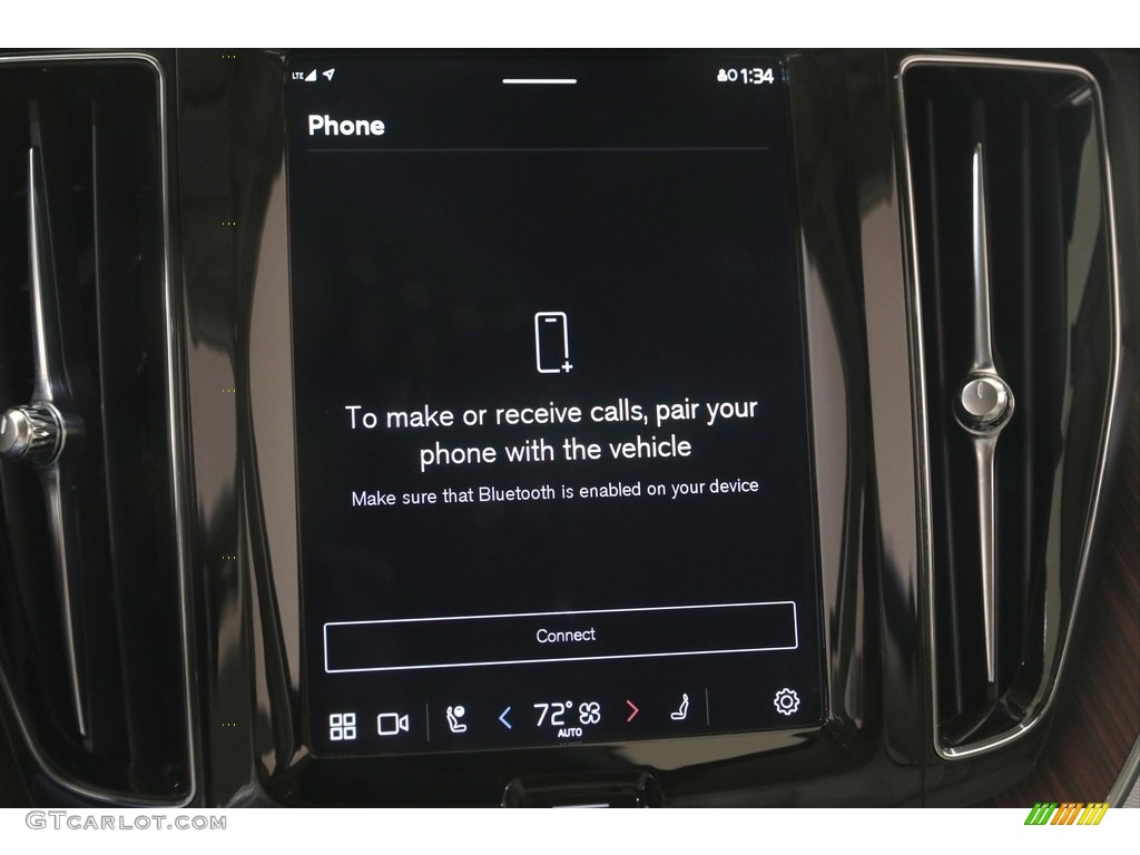 2022 XC60 B5 AWD Momentum - Onyx Black Metallic / Charcoal photo #11
