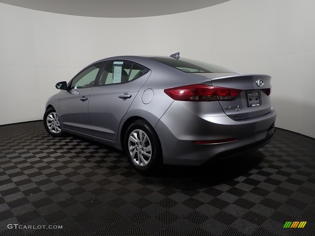2017 Elantra SE - Gray / Gray photo #10