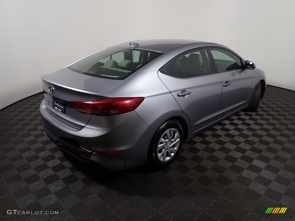 2017 Elantra SE - Gray / Gray photo #13