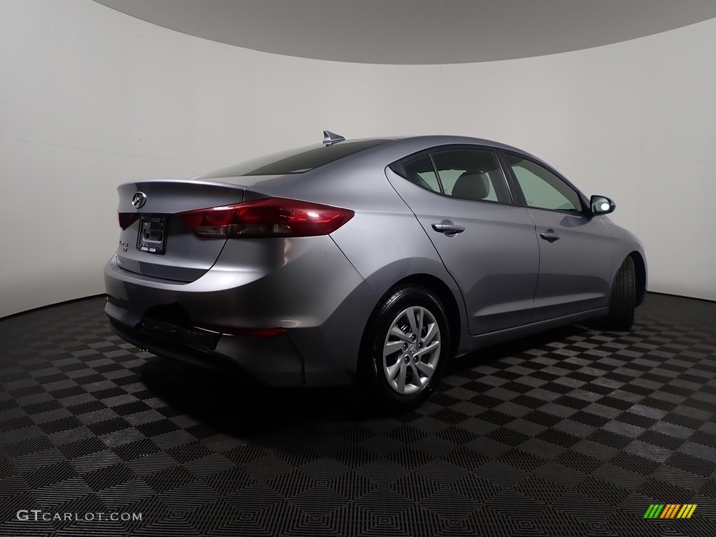 2017 Elantra SE - Gray / Gray photo #14