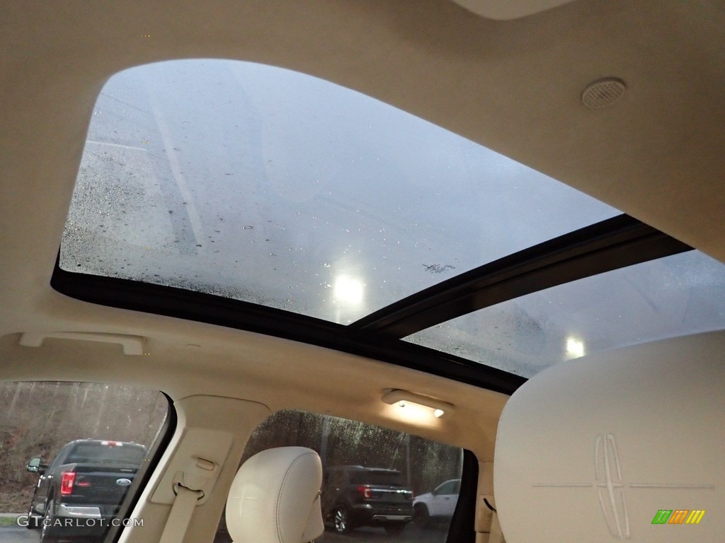 2019 Lincoln Nautilus Black Label AWD Sunroof Photos