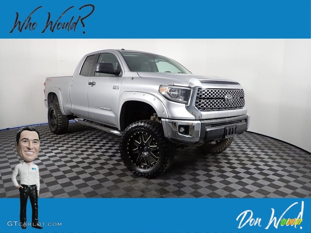 2018 Tundra SR5 Double Cab 4x4 - Silver Sky Metallic / Graphite photo #1