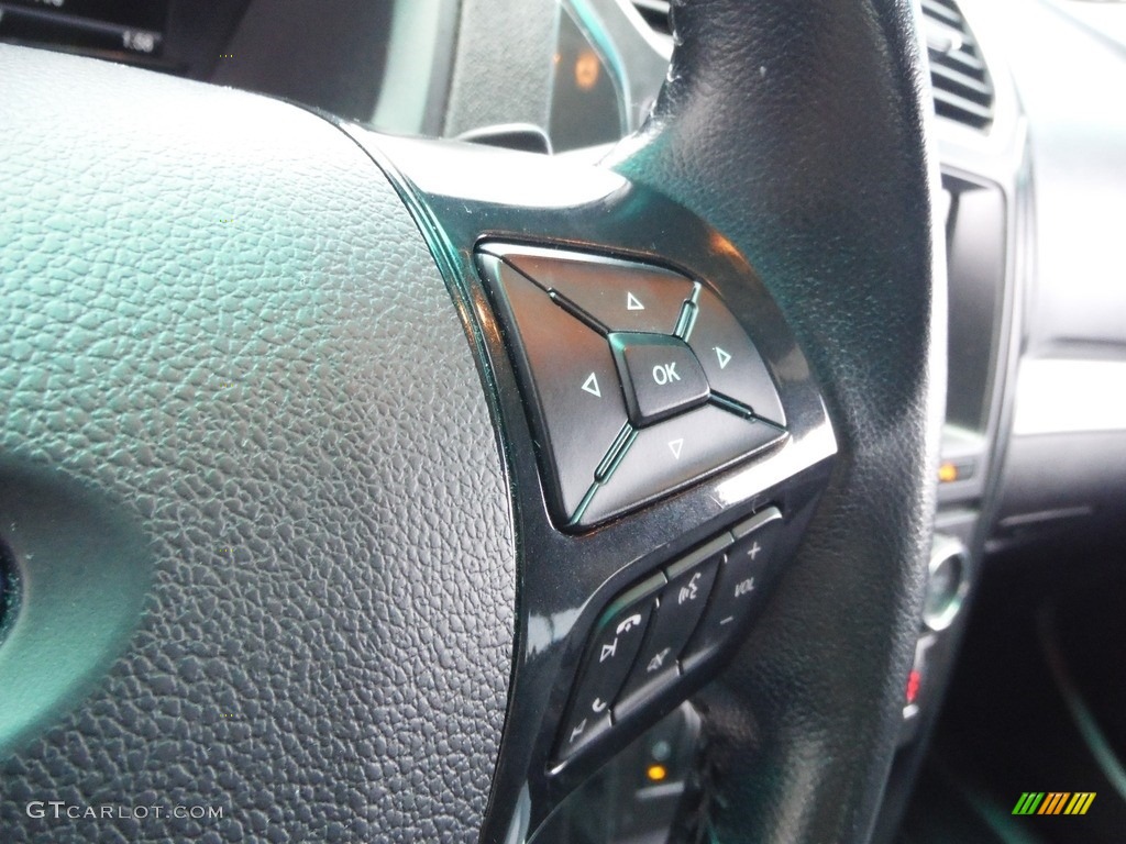 2016 Ford Explorer XLT 4WD Steering Wheel Photos