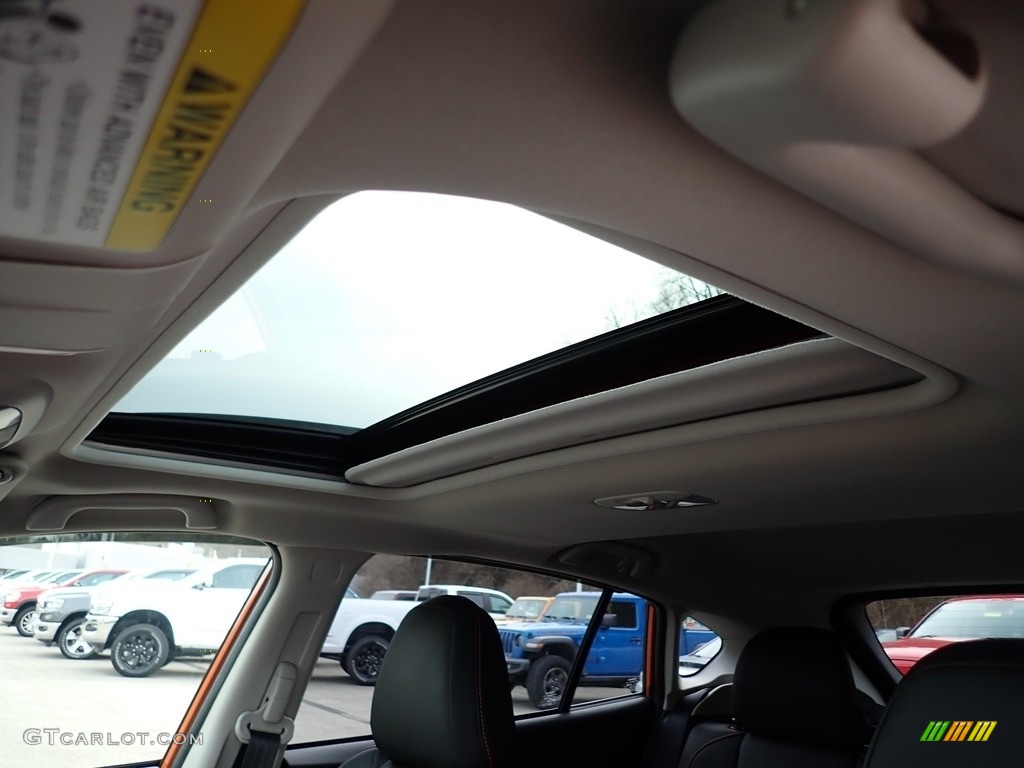 2019 Crosstrek 2.0i Limited - Sunshine Orange / Black photo #16