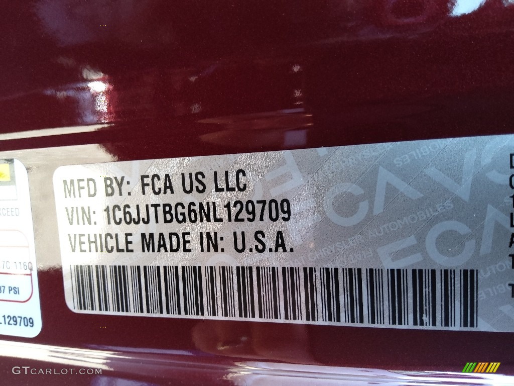 2022 Gladiator Rubicon 4x4 - Snazzberry Pearl / Black photo #32