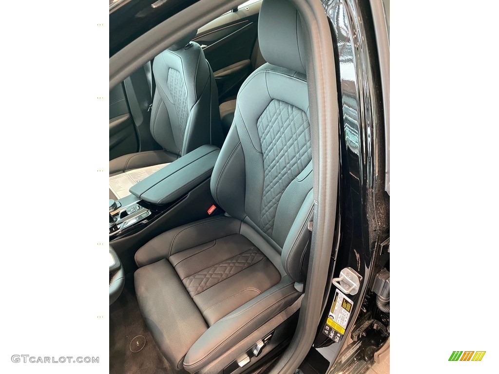 2022 5 Series 530i xDrive Sedan - Jet Black / Black photo #4