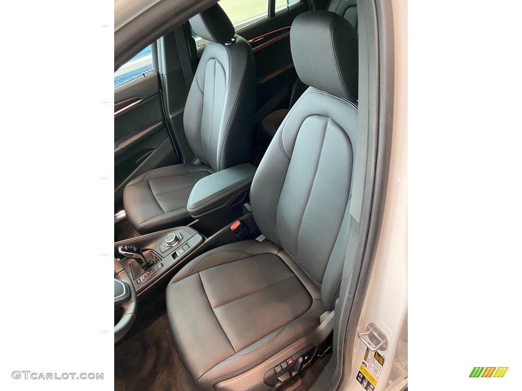 2022 X1 xDrive28i - Alpine White / Black photo #4