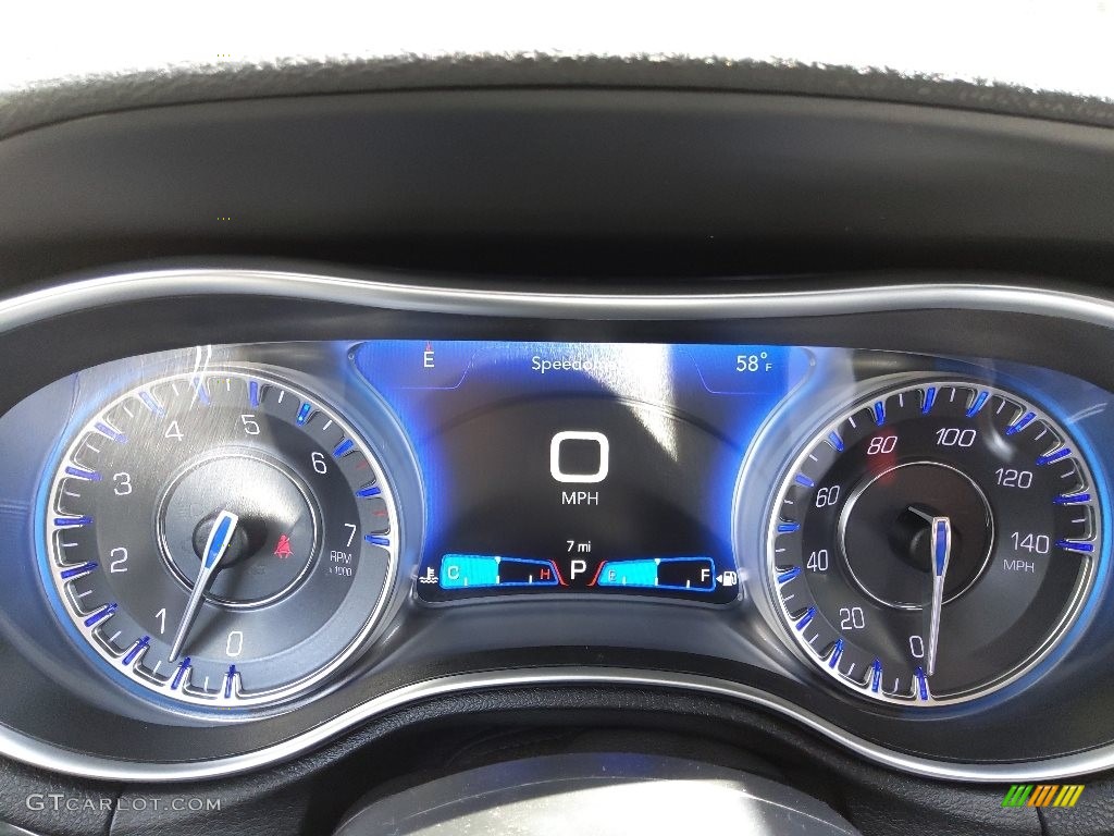 2022 Chrysler 300 Touring L AWD Gauges Photo #143954469