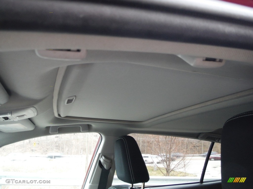 2018 RAV4 XLE AWD - Ruby Flare Pearl / Black photo #20