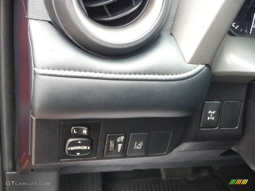 2018 RAV4 XLE AWD - Ruby Flare Pearl / Black photo #22