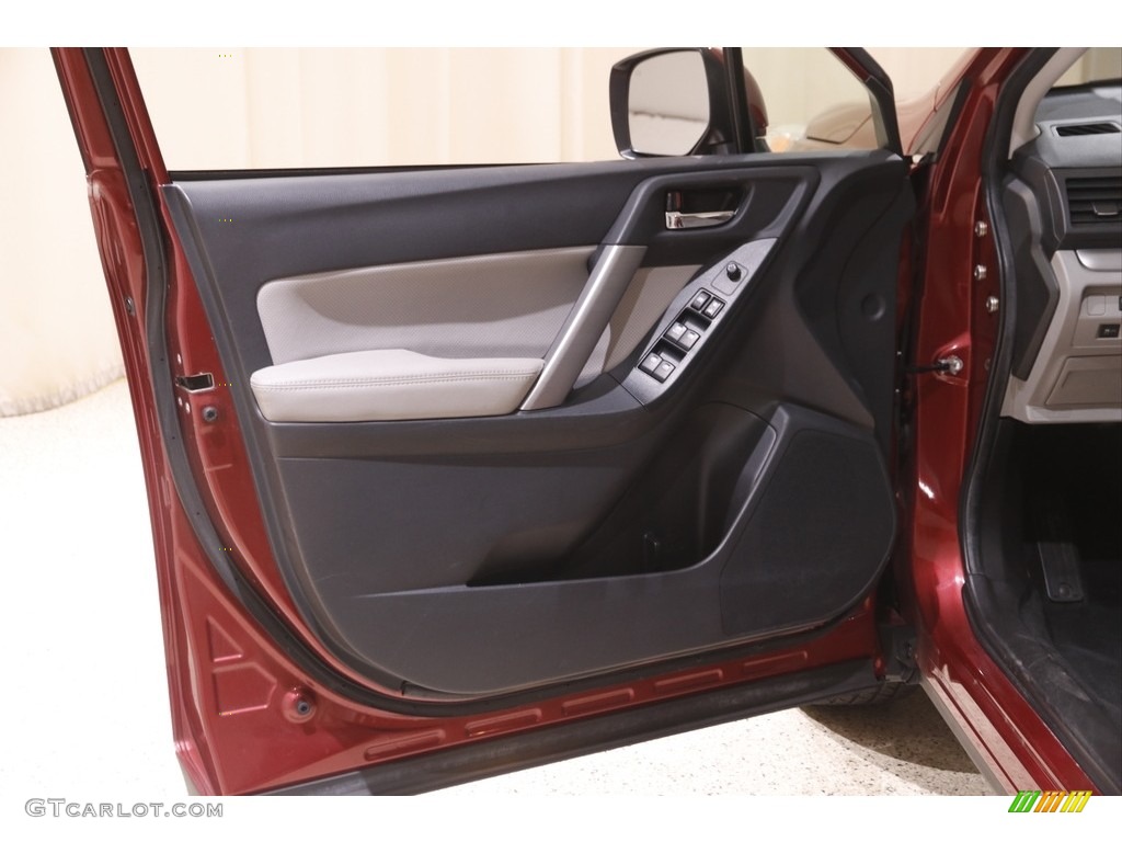 2015 Forester 2.5i Limited - Venetian Red Pearl / Gray photo #4