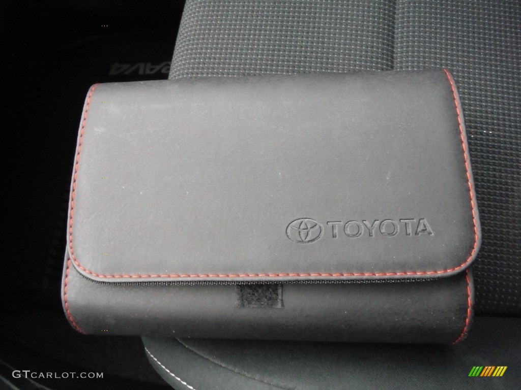 2018 RAV4 XLE AWD - Ruby Flare Pearl / Black photo #34