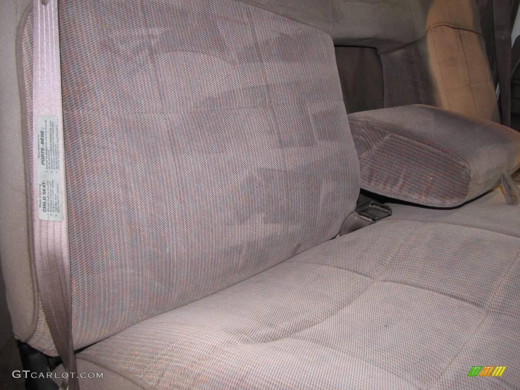 1997 F250 XLT Regular Cab 4x4 - Oxford White / Prairie Tan photo #12