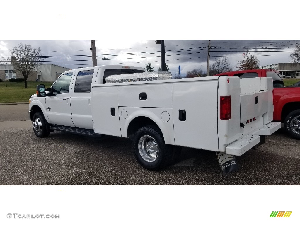 2012 F350 Super Duty Lariat Crew Cab 4x4 Chassis - Oxford White / Adobe photo #2